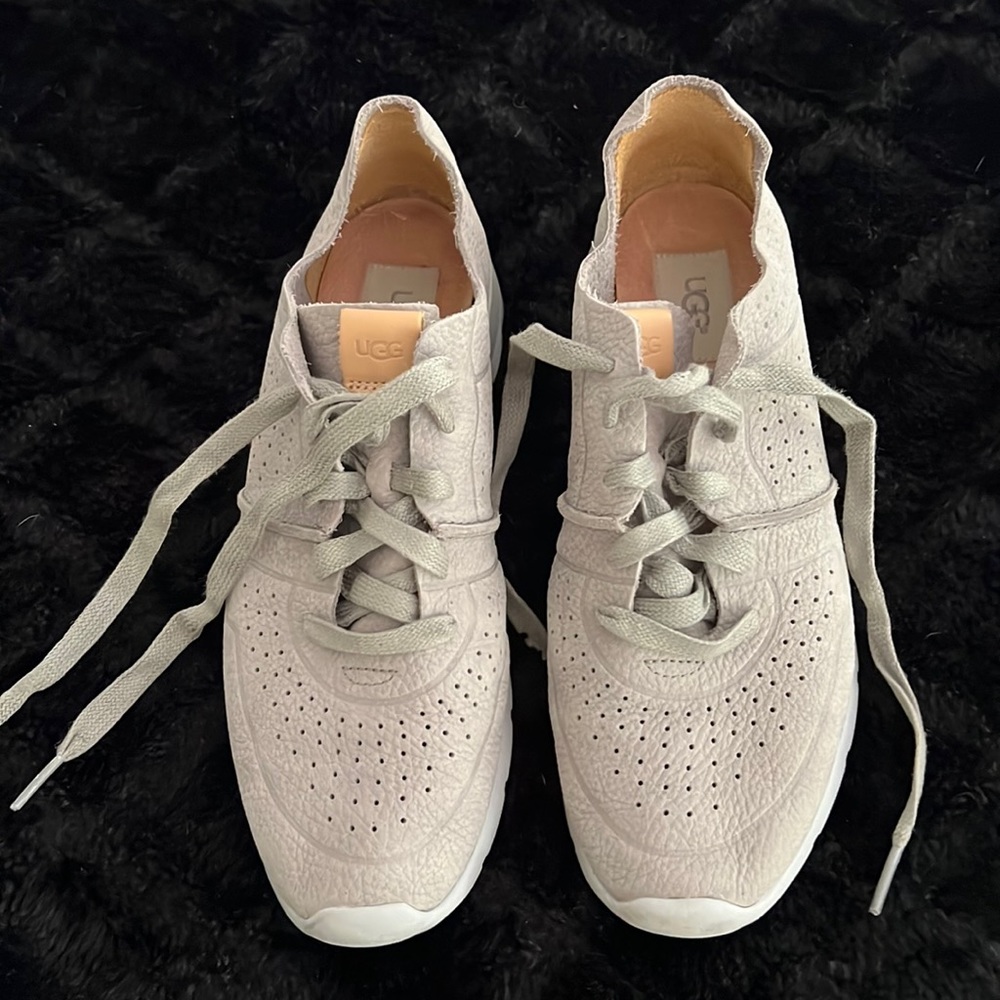 UGG soft leather shoes